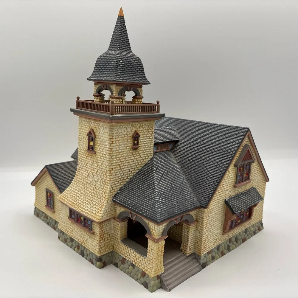 Department 56‎ 1998 Seasons Bay Chapel On The Hill First Edition 53302 Retired